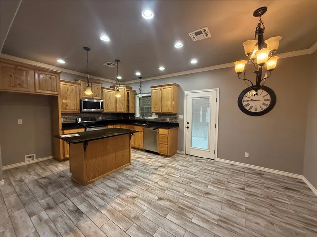 $284,000 | 2607 Old Union Road, Lufkin, TX 75904