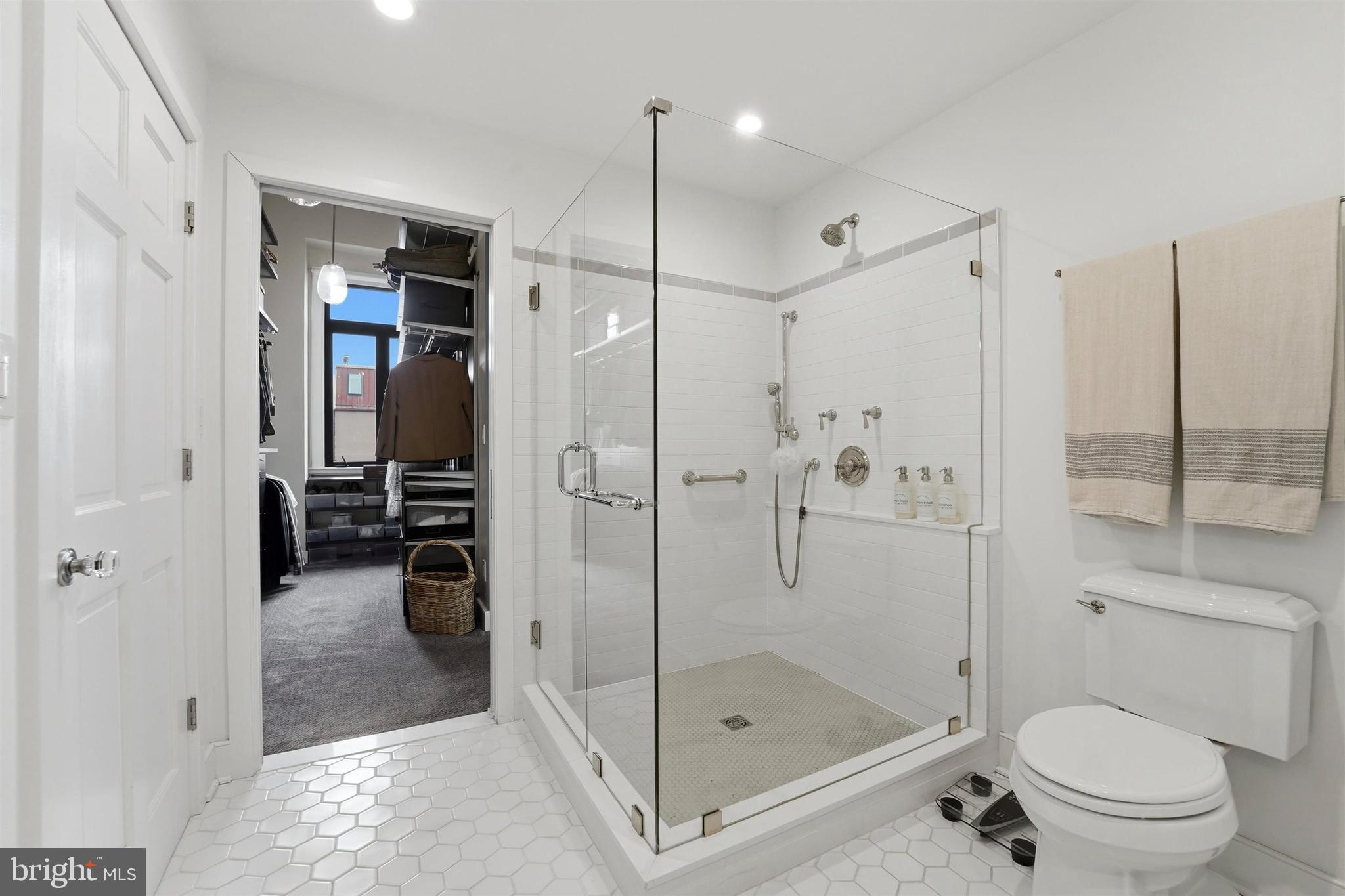 115 Cuthbert Street, Unit H Philadelphia, PA 19106 - Photo 13 of 47