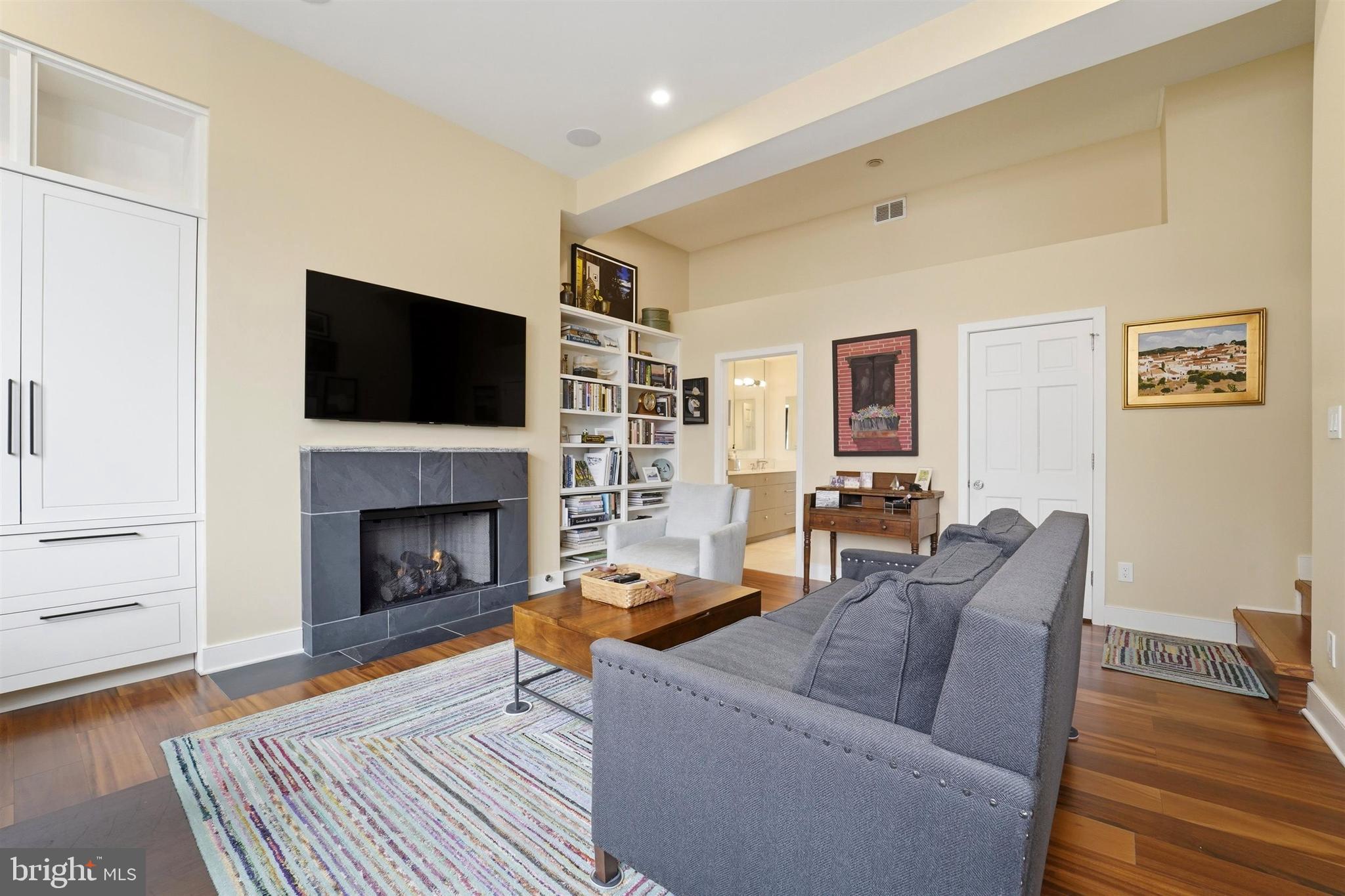 115 Cuthbert Street, Unit H Philadelphia, PA 19106 - Photo 20 of 47