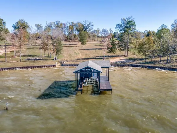 $400,000 | Tbd Tbd Waterside Lane, Pittsburg, TX 75686