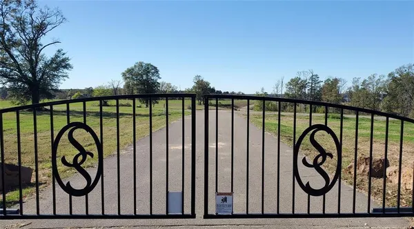 $400,000 | Tbd Tbd Waterside Lane, Pittsburg, TX 75686