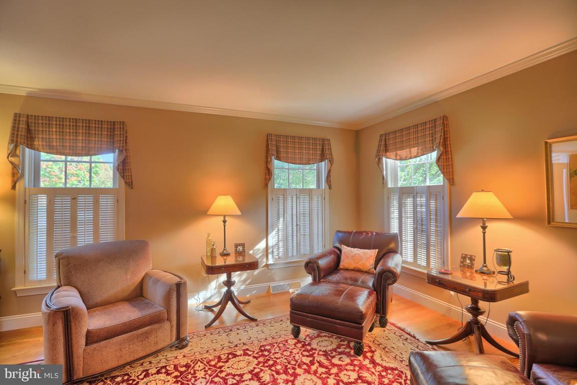 39 Thresher Court Lititz, PA 17543 - Photo 5 of 41 Gallery Image 5