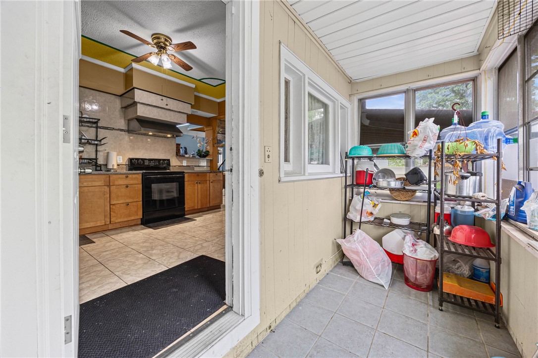 211 Wetmore Park Rochester, NY 14606 - Photo 4 of 28