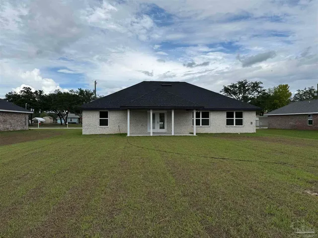 $428,999 | 7921 Twin Lake Drive, Milton, FL 32583