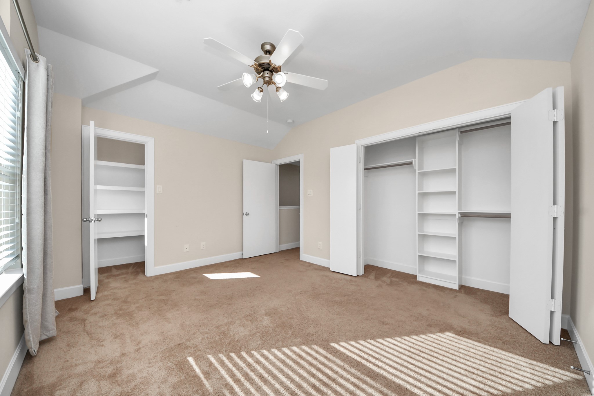 5951 S Loop East, Unit 52 Houston, TX 77033 - Photo 11 of 12