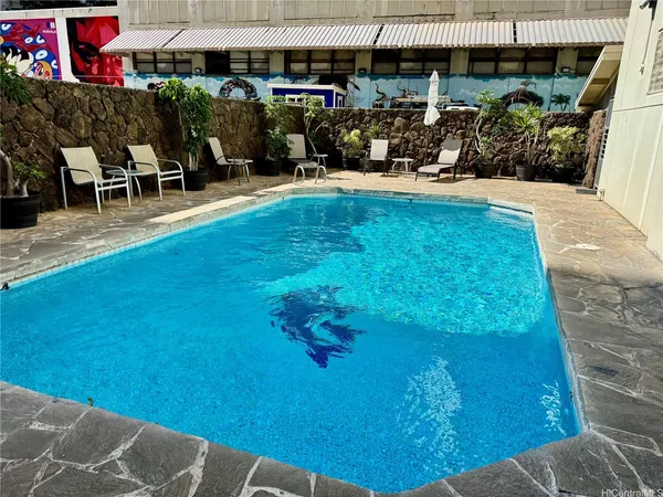 a view of yard and deck