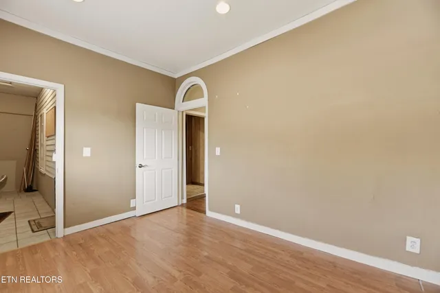 $369,900 | 400 North Main Street, Clinton, TN 37716