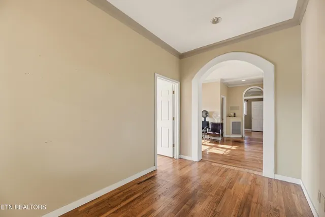 $369,900 | 400 North Main Street, Clinton, TN 37716