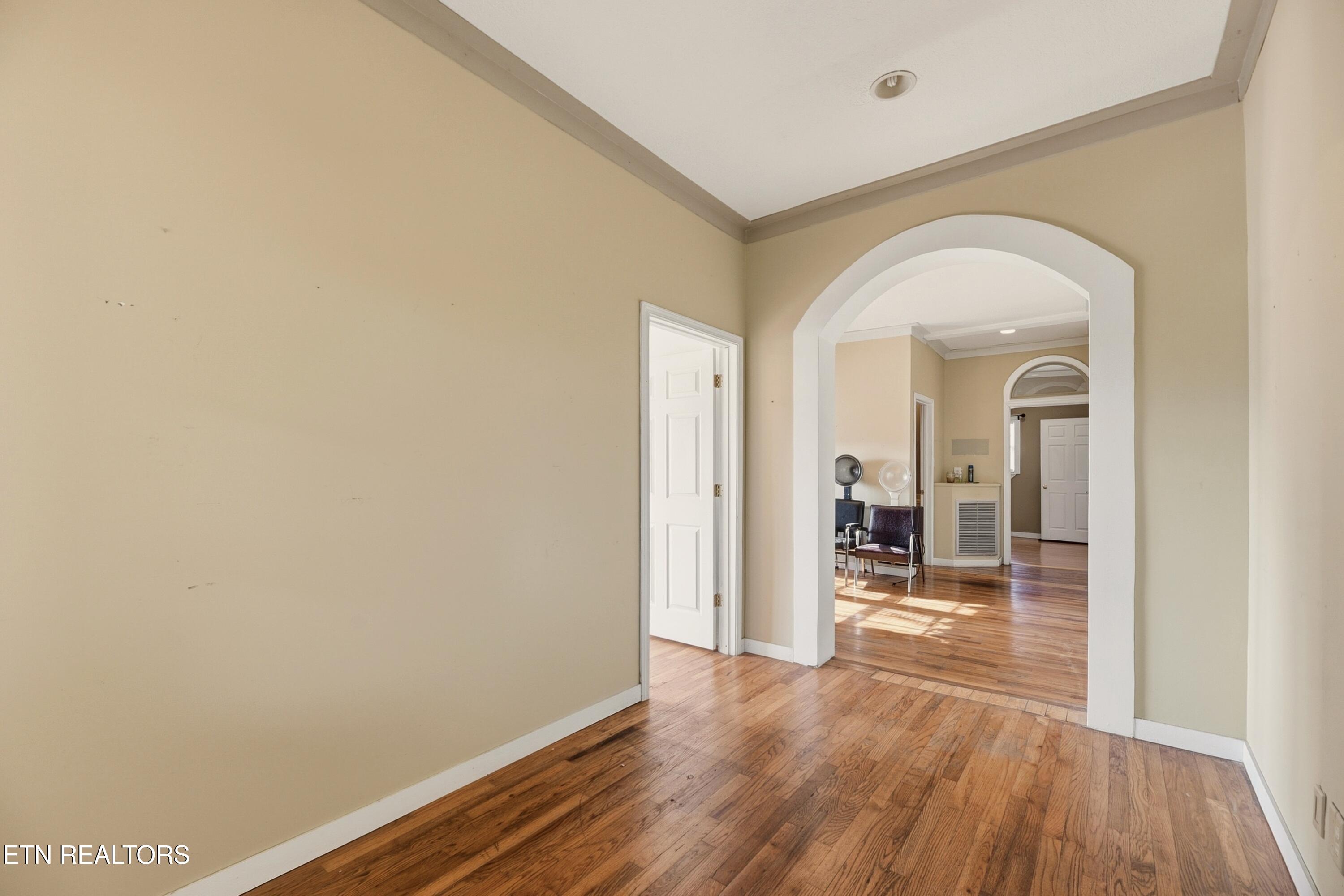 400 North Main Street Clinton, TN 37716 - Photo 9 of 36 NMain400 (53)