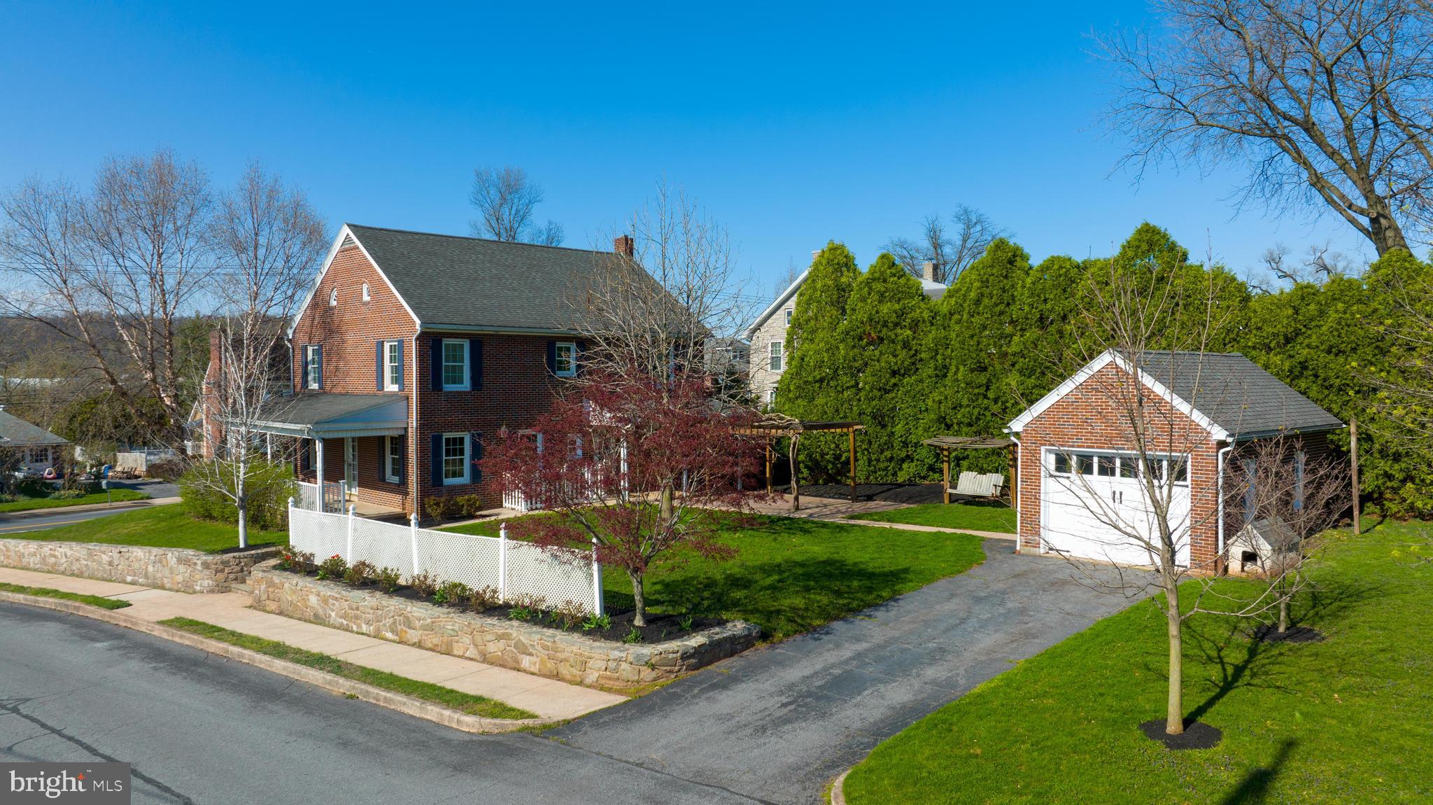 125 North Reamstown Road Stevens, PA 17578 - Photo 5 of 71 Gallery Image 5