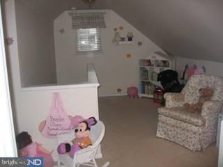 105 Cedar Road Wallingford, PA 19086 - Photo 5 of 6 Gallery Image 5