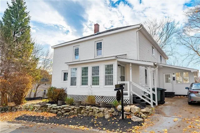 $549,000 | 37 Phillips Street, Coventry, RI 02816