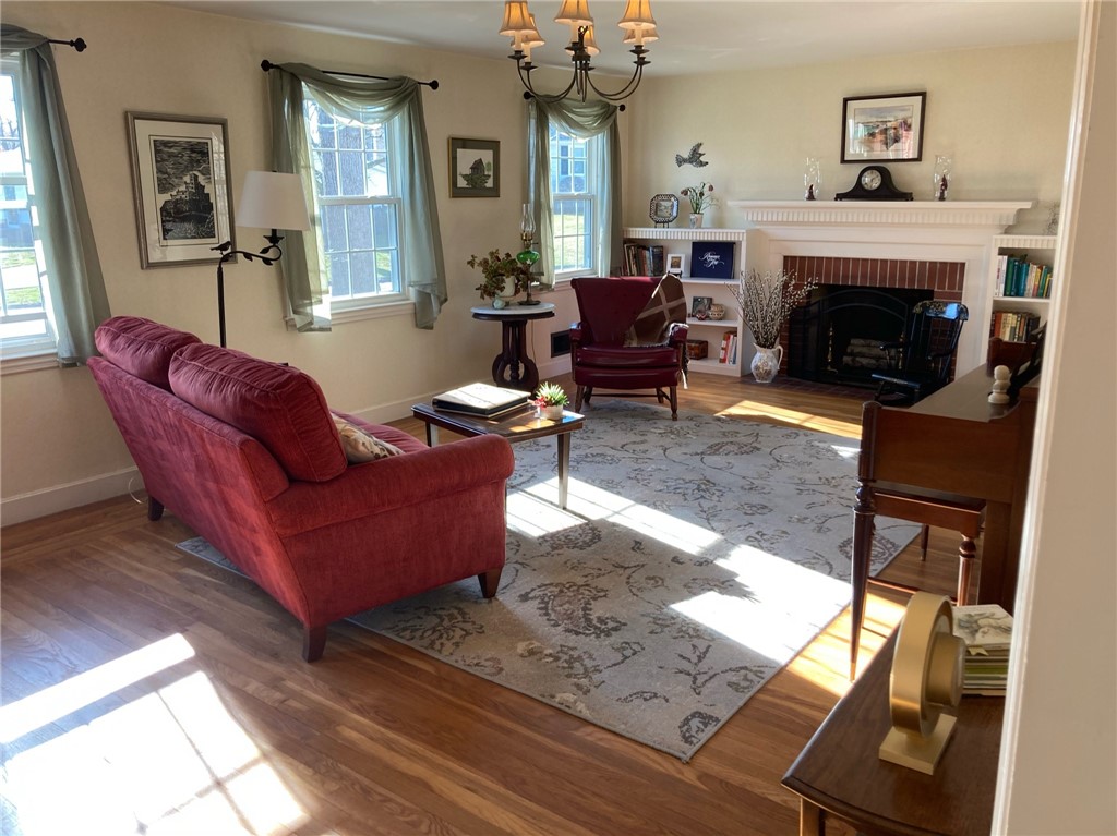 3 Cushing Road Warwick, RI 02888 - Photo 8 of 35