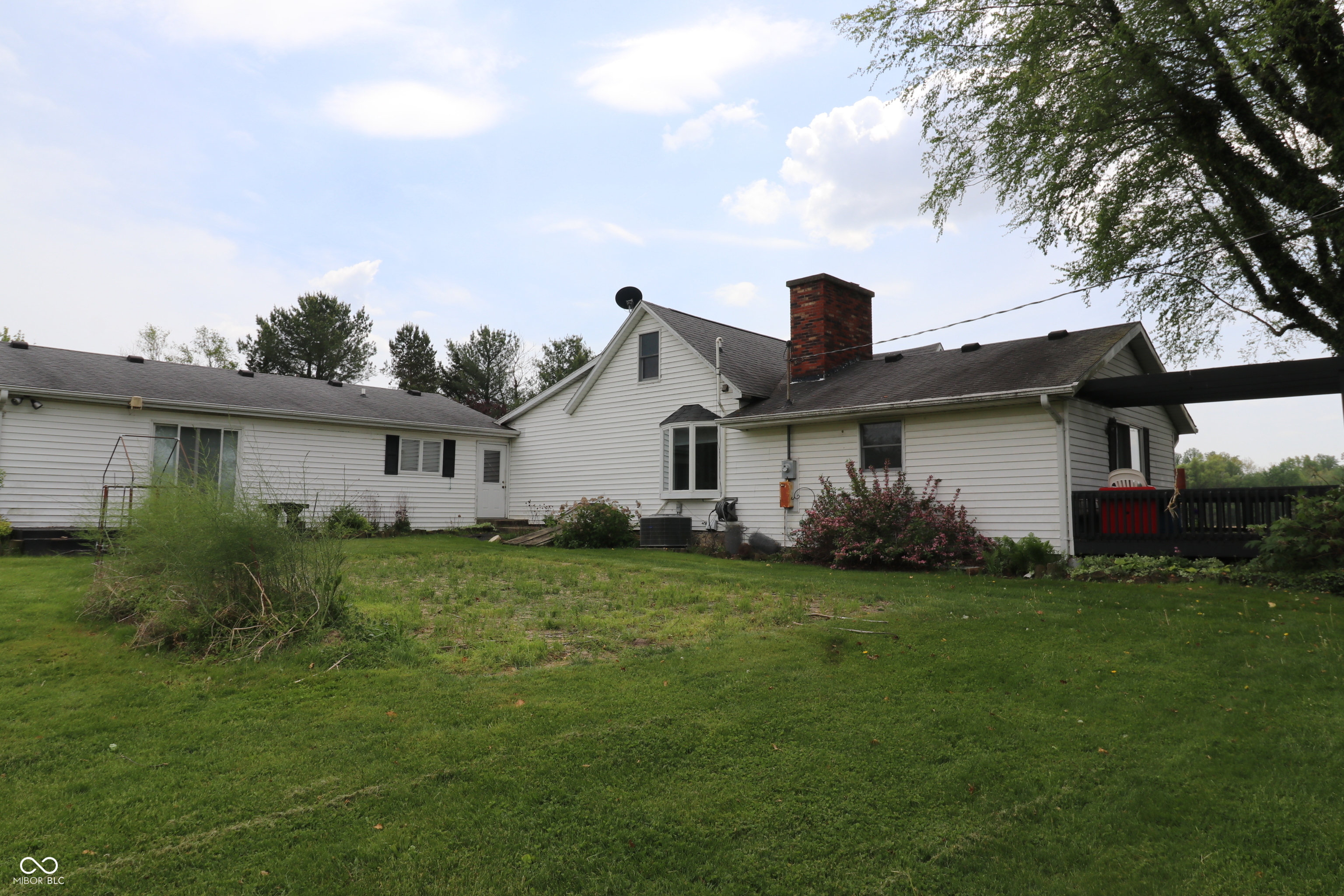 4619 Highway 48 Sunman, IN 47041 - Photo 6 of 31