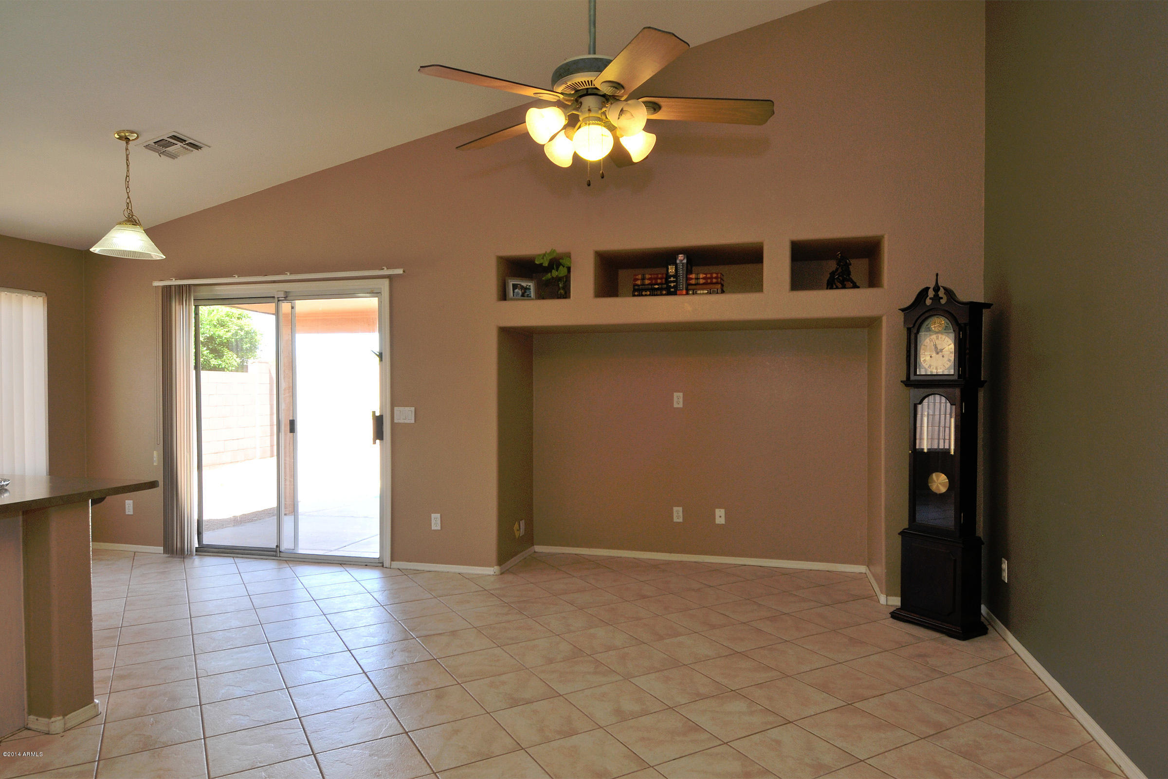 765 South Del Rancho Mesa, AZ 85208 - Photo 23 of 52 Family room