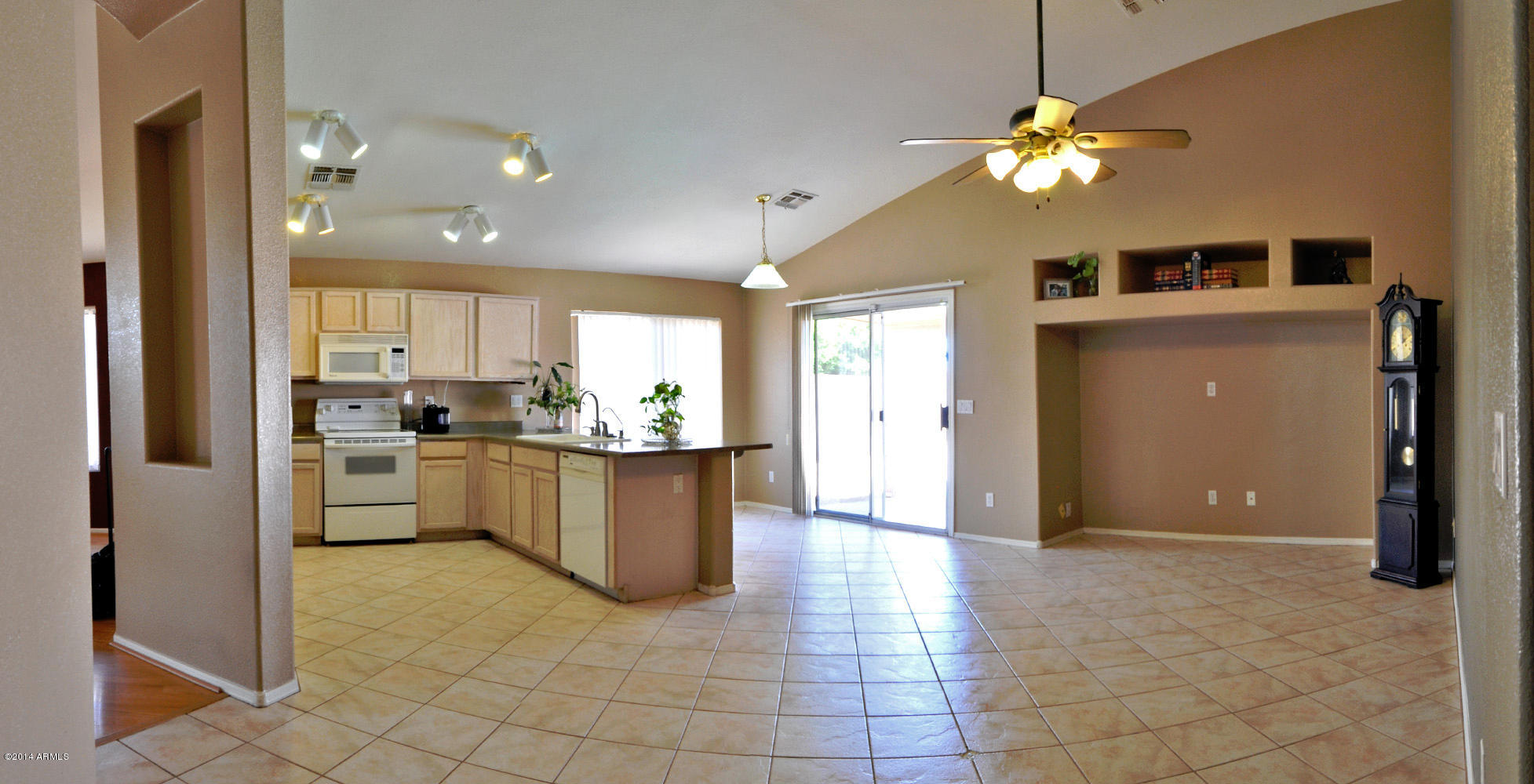 765 South Del Rancho Mesa, AZ 85208 - Photo 7 of 52 Family