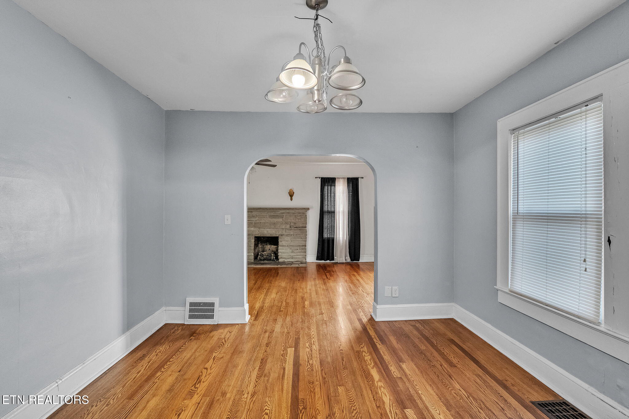 129 Virginia Street Kingsport, TN 37665 - Photo 12 of 32 16-web-or-mls-129-virginia-st