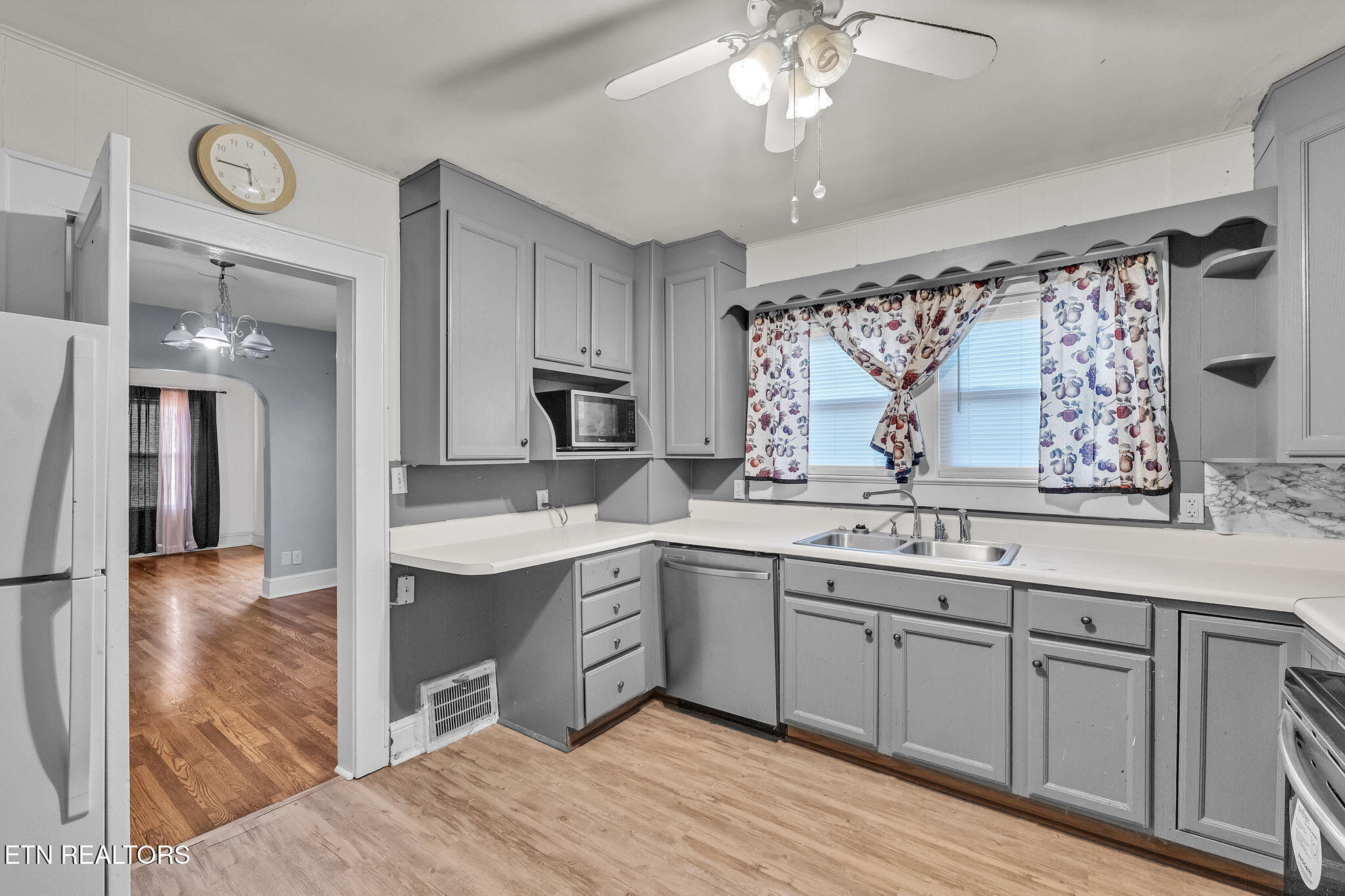 129 Virginia Street Kingsport, TN 37665 - Photo 14 of 32 18-web-or-mls-129-virginia-st