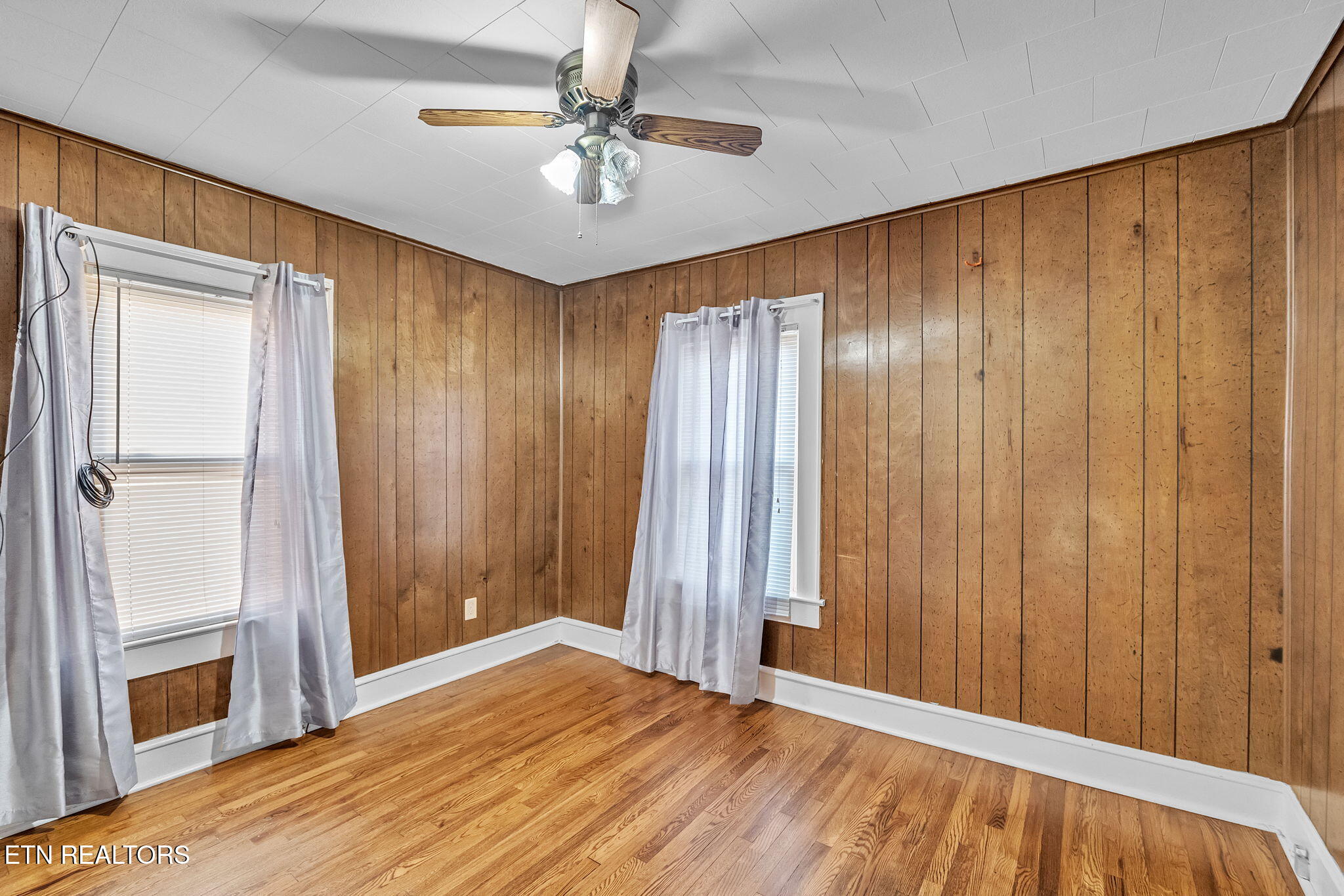 129 Virginia Street Kingsport, TN 37665 - Photo 21 of 32 25-web-or-mls-129-virginia-st