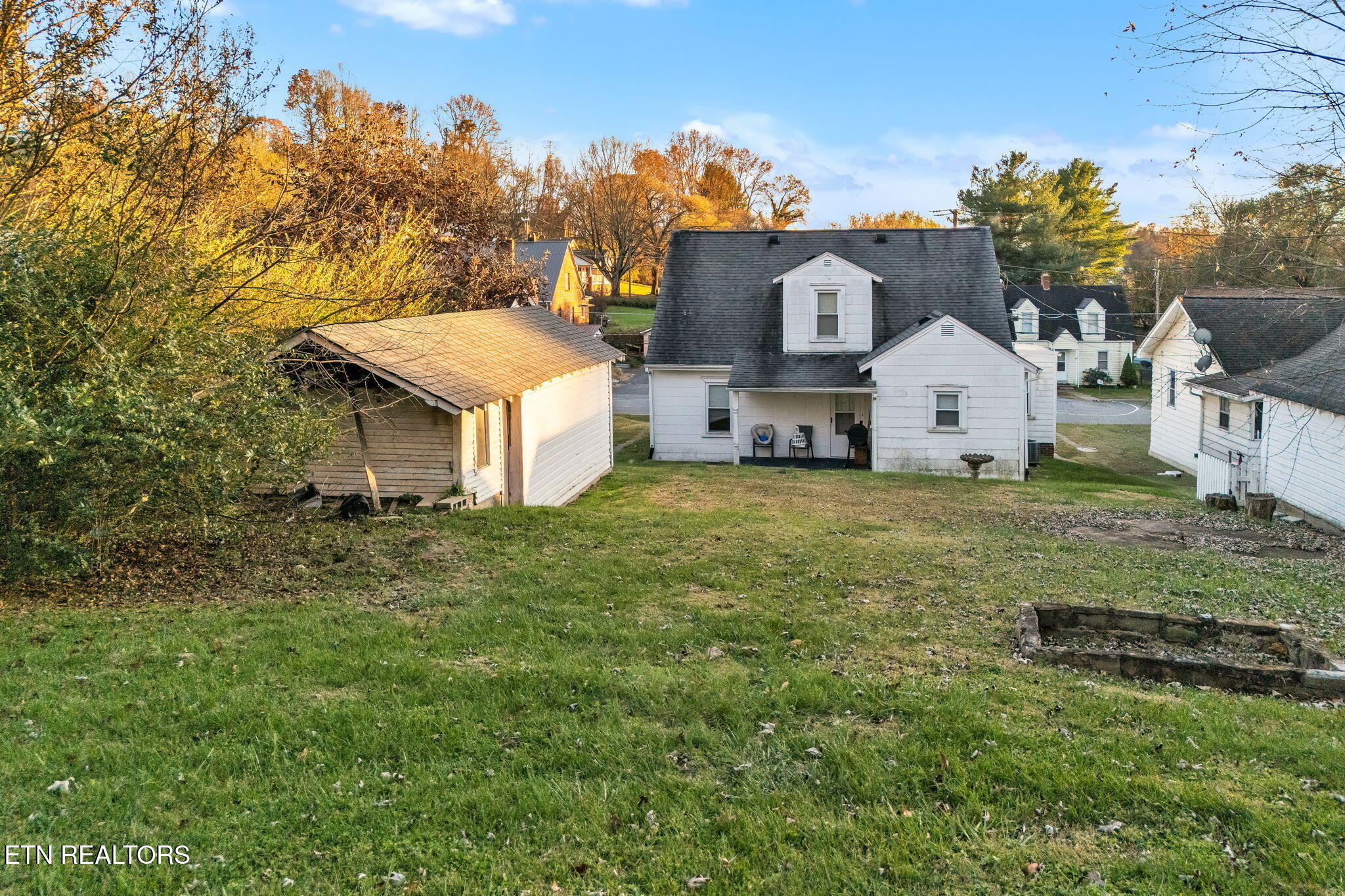 129 Virginia Street Kingsport, TN 37665 - Photo 27 of 32 3-web-or-mls-129-virginia-st