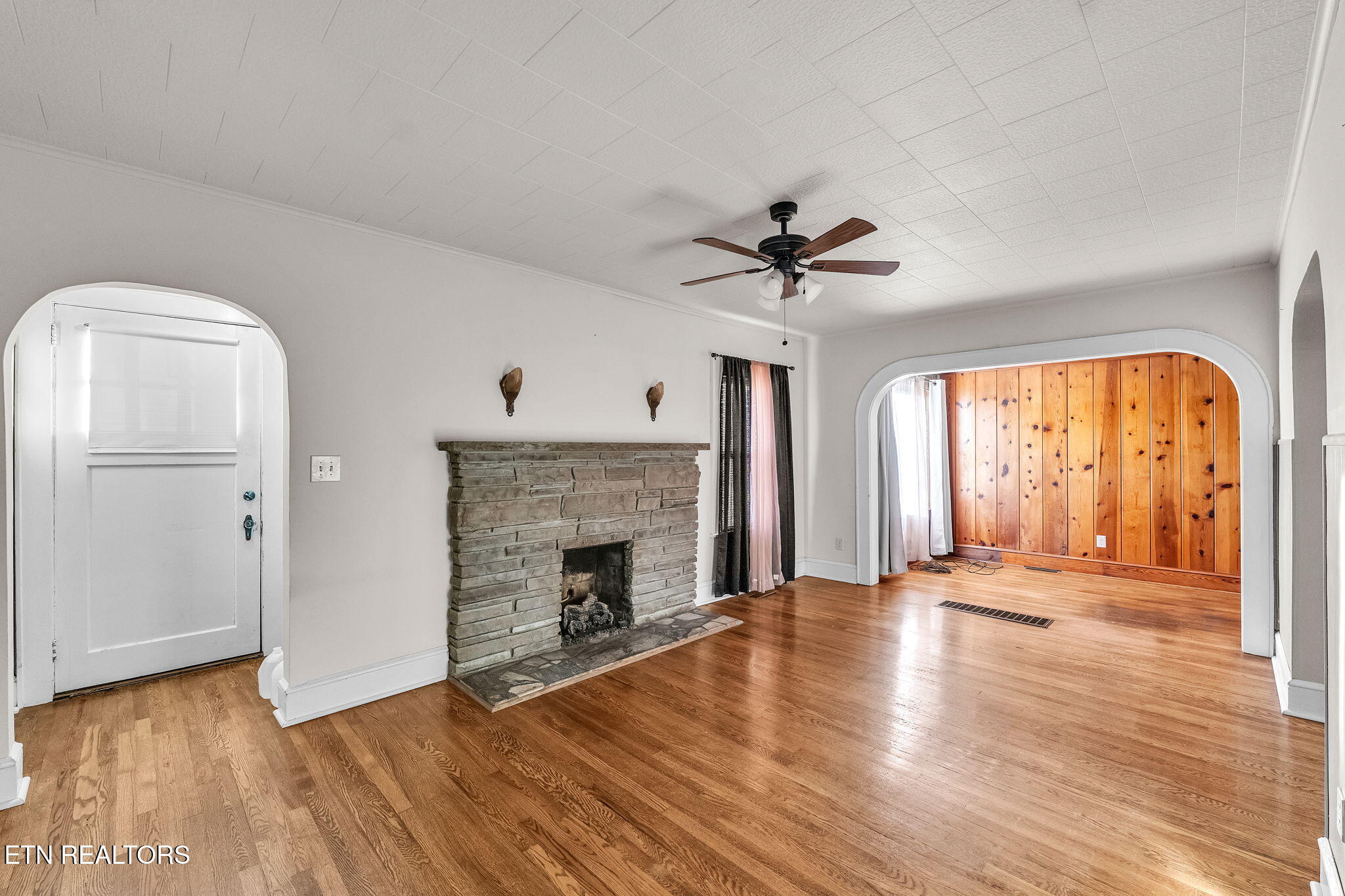 129 Virginia Street Kingsport, TN 37665 - Photo 4 of 32 13-web-or-mls-129-virginia-st