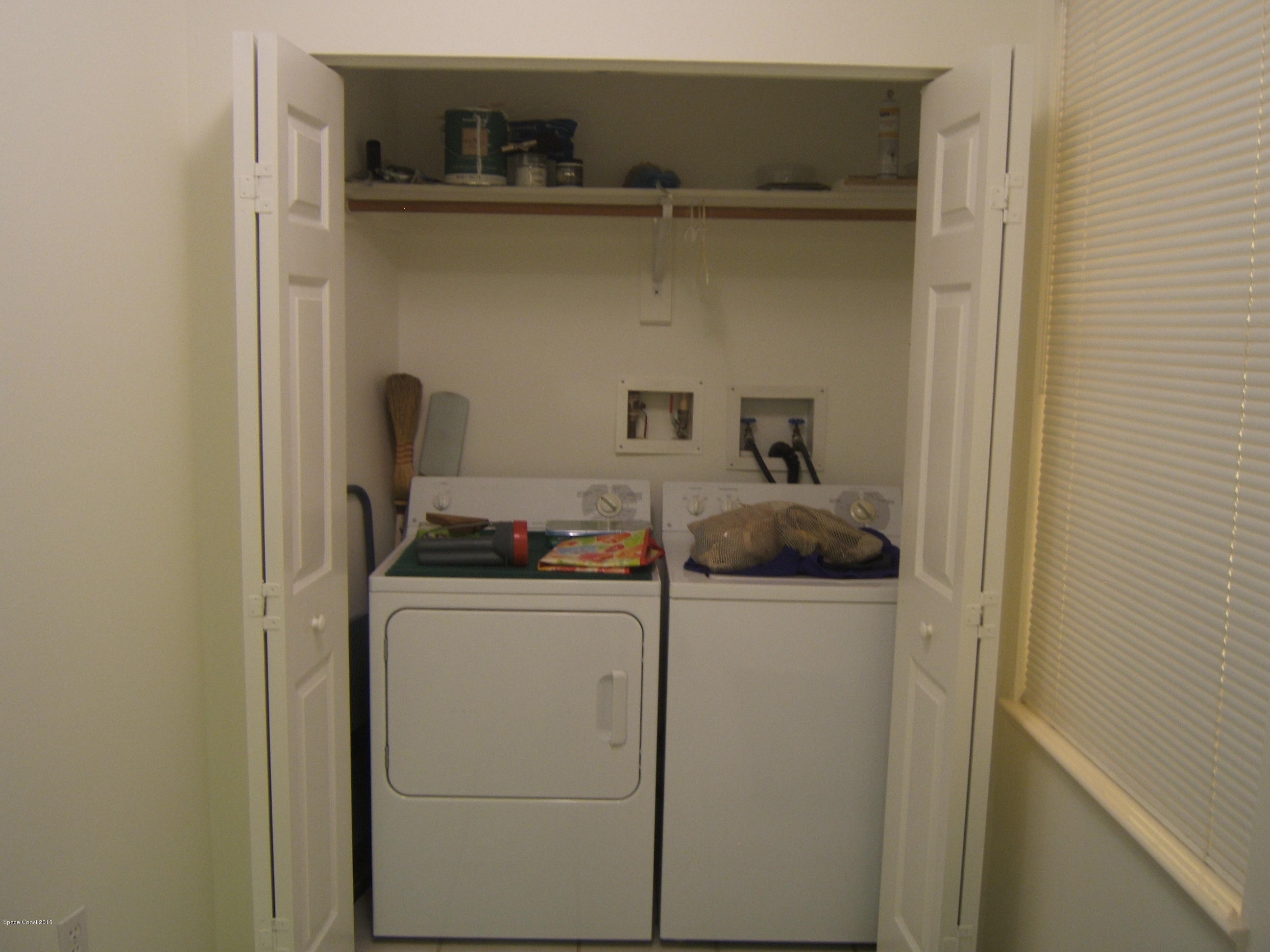 102 Riverside Drive, Unit 403 Cocoa, FL 32922 - Photo 11 of 33 Laundry