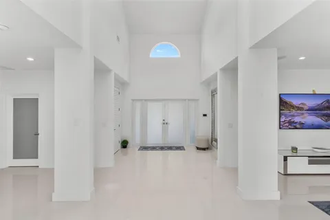 $5,699,000 | 615 3rd Key Drive, Fort Lauderdale, FL 33304