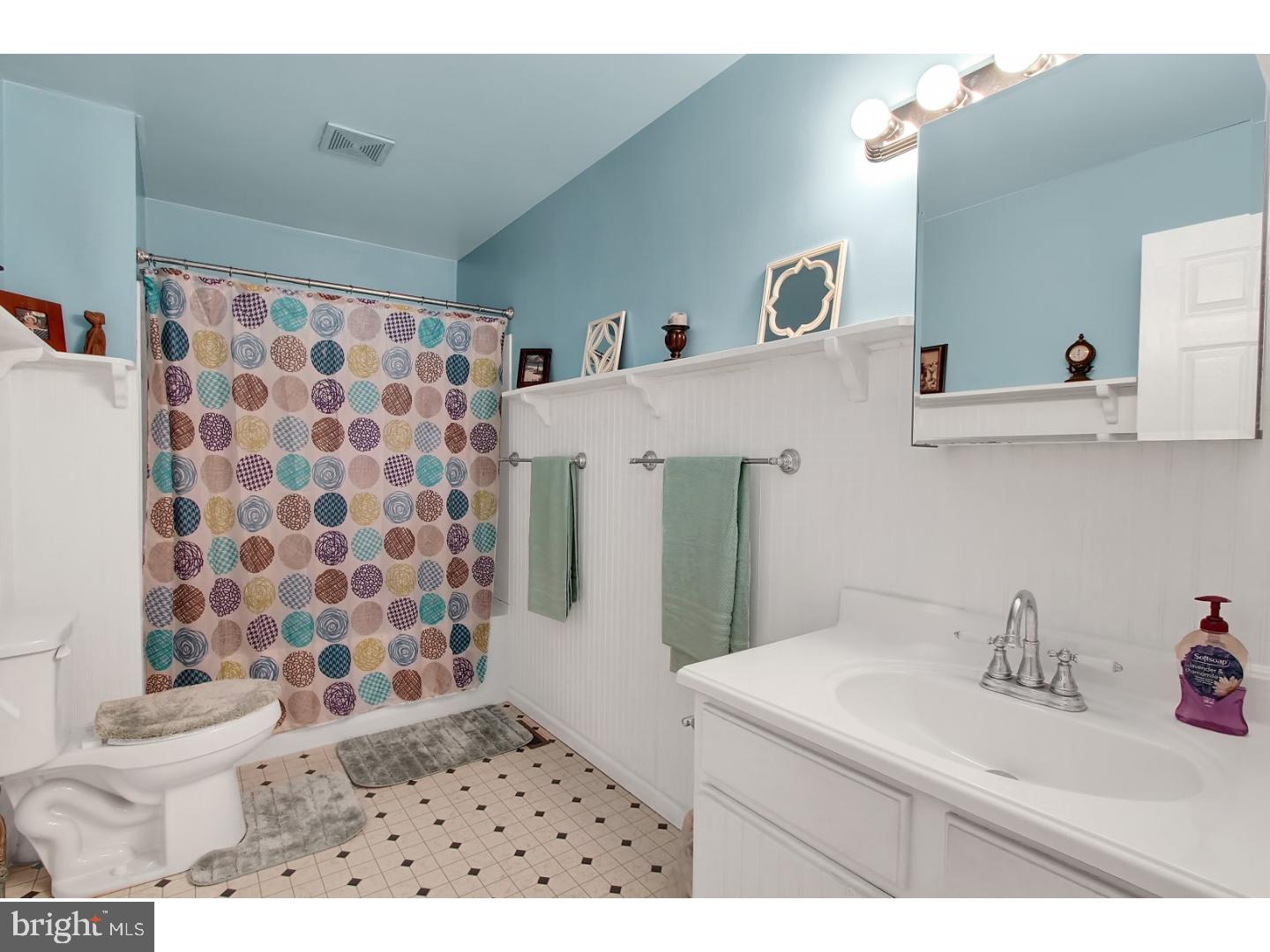 16 Meadow Ridge Road Temple, PA 19560 - Photo 14 of 25 Gallery Image 14