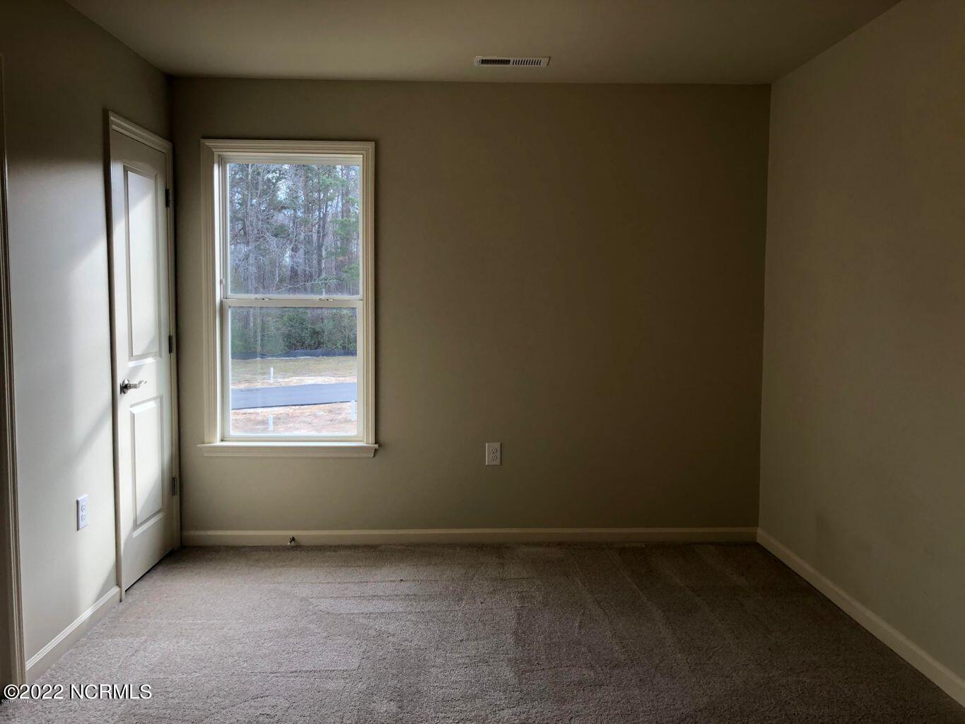 230 Boyington Place Road Midway Park, NC 28544 - Photo 12 of 14 20220124212215565255000000-o