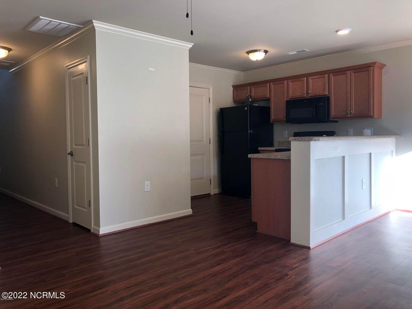 230 Boyington Place Road Midway Park, NC 28544 - Photo 8 of 14 20220124212213323855000000-o