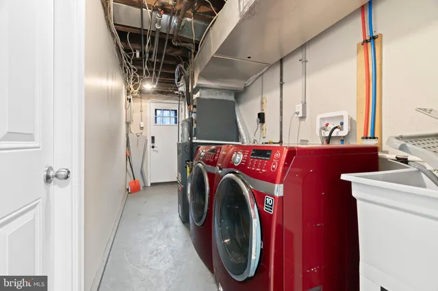 $295,000 | 207 North Bishop Avenue, Clifton Heights, PA 19018