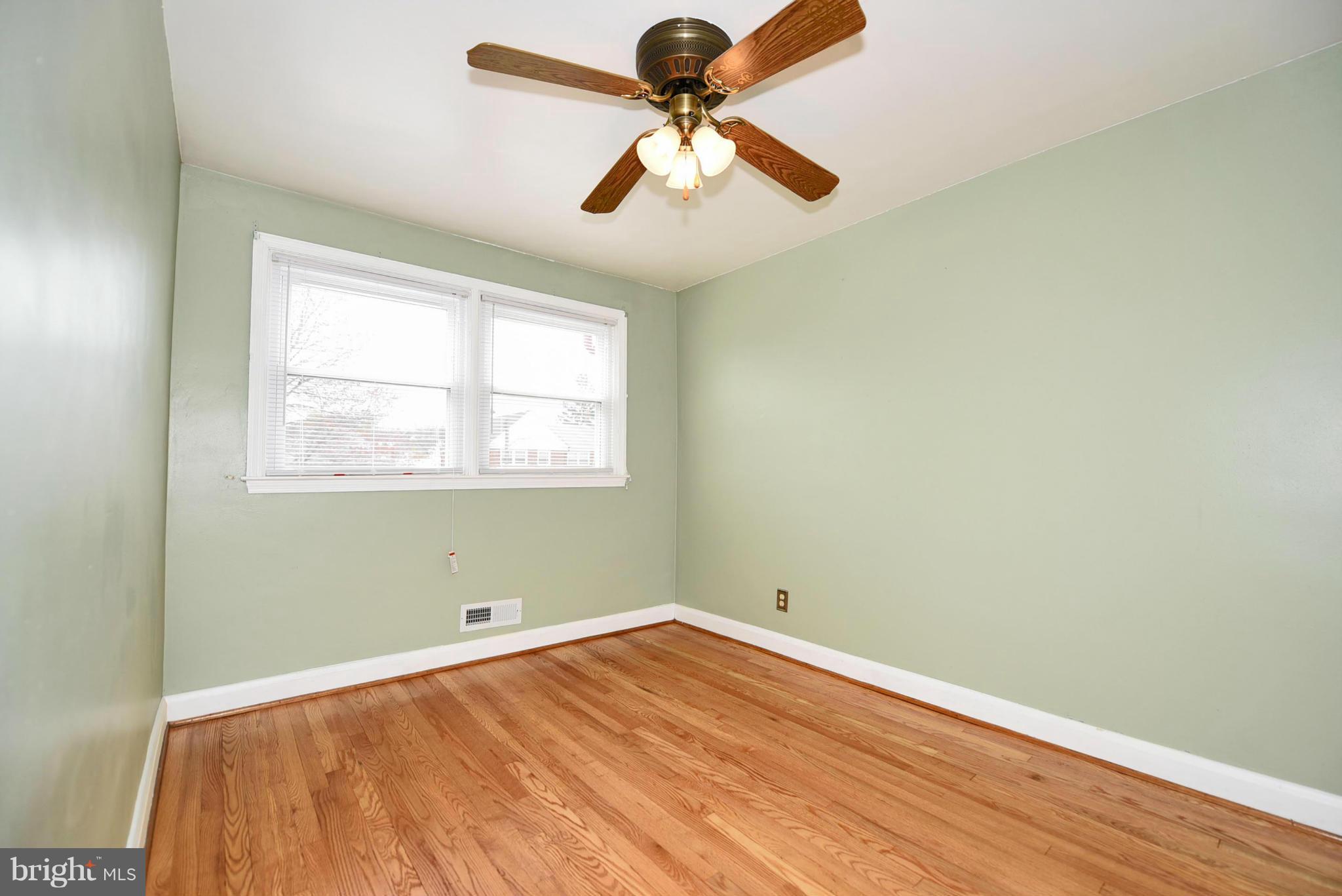 1428 Langford Road Baltimore, MD 21207 - Photo 19 of 30 Bedroom