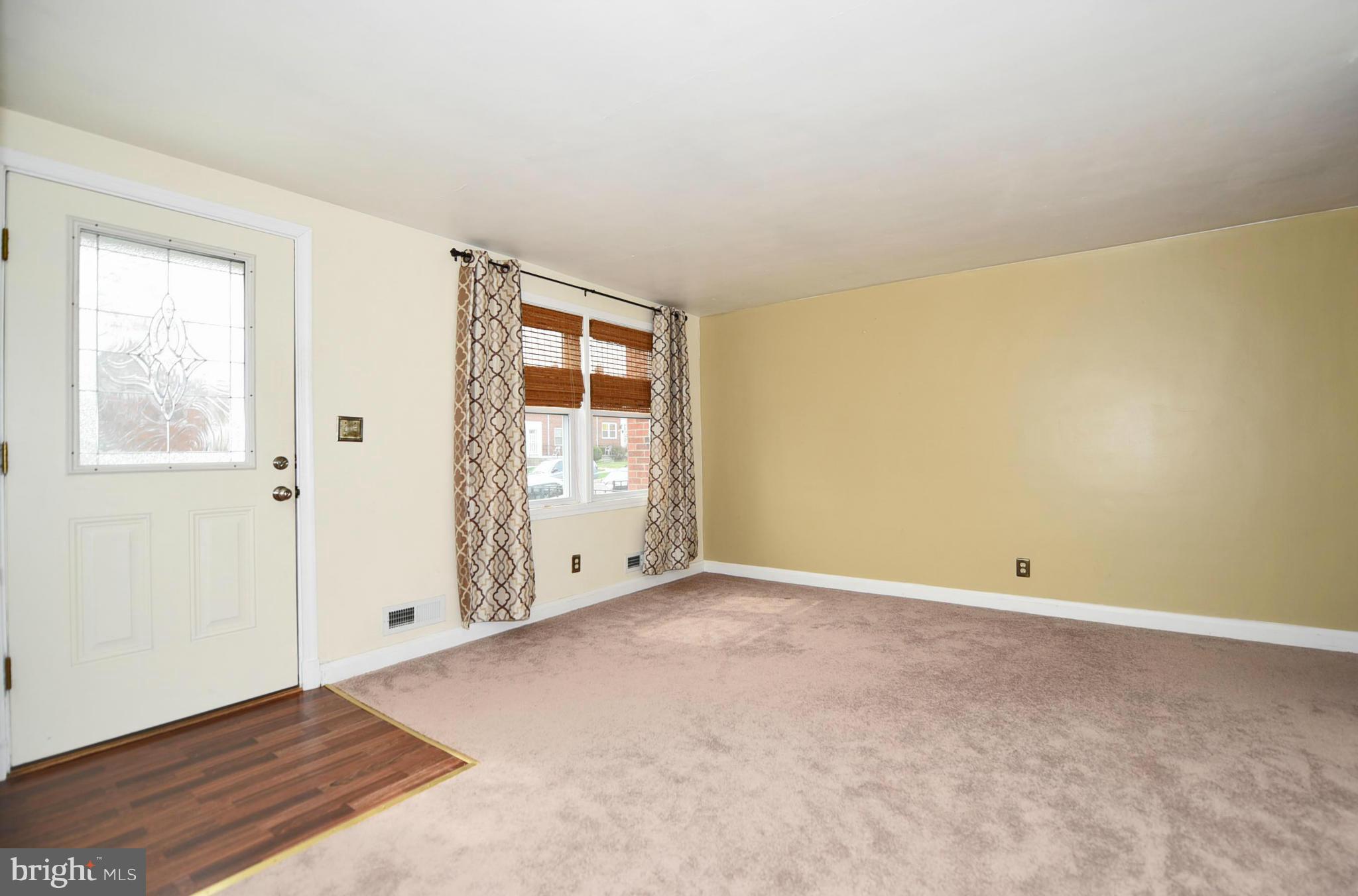 1428 Langford Road Baltimore, MD 21207 - Photo 4 of 30 Living Room