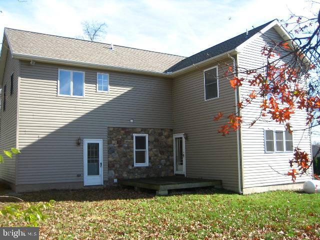 519 Edwards Road, Unit 1A Narvon, PA 17555 - Photo 3 of 10 Gallery Image 3