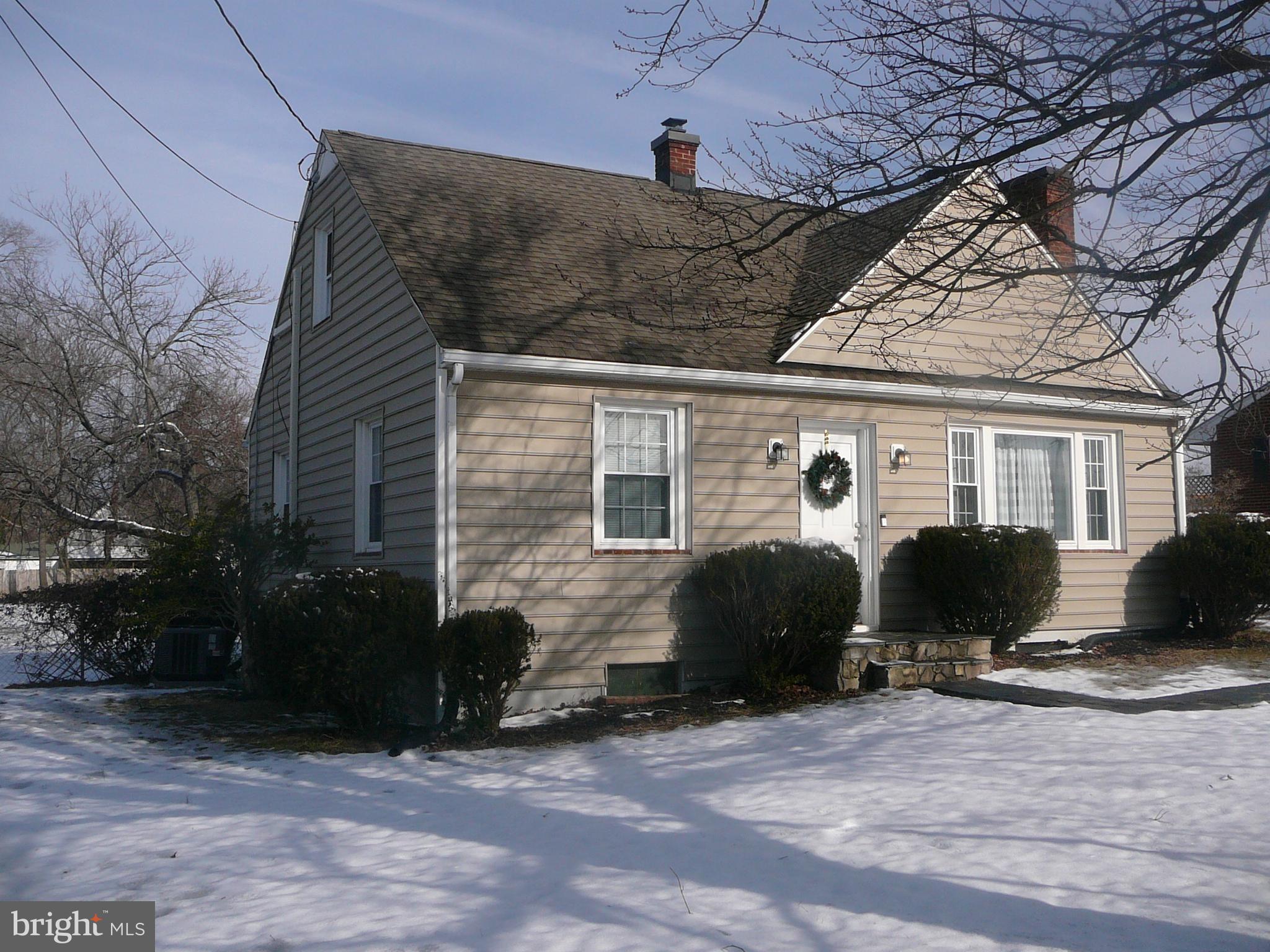 267 Deacon Road Fredericksburg, VA 22405 - Photo 4 of 24 From the side!