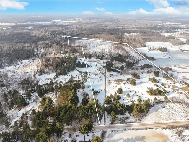 $244,900 | 21579 North 170th Avenue, Tustin, MI 49688