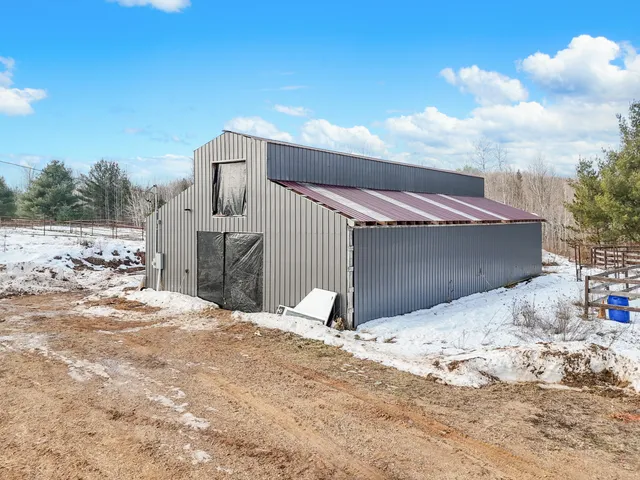 $244,900 | 21579 North 170th Avenue, Tustin, MI 49688