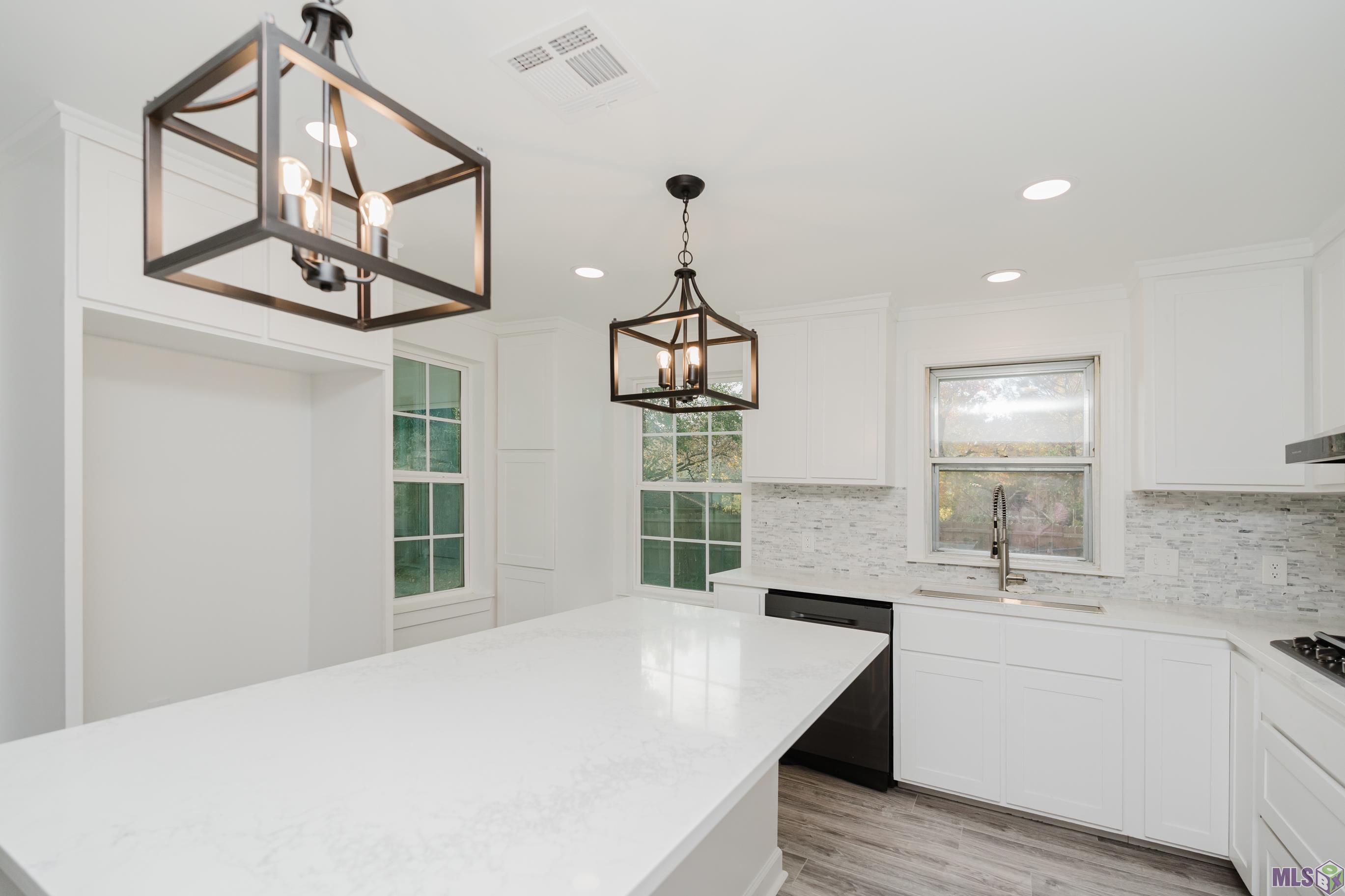 2614 Drusilla Lane Baton Rouge, LA 70809 - Photo 15 of 28