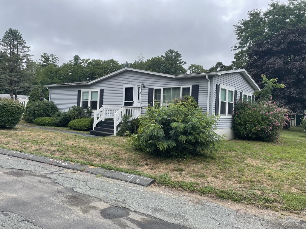 2 Juniper Circle Rockland, MA 02370 - Photo 3 of 27