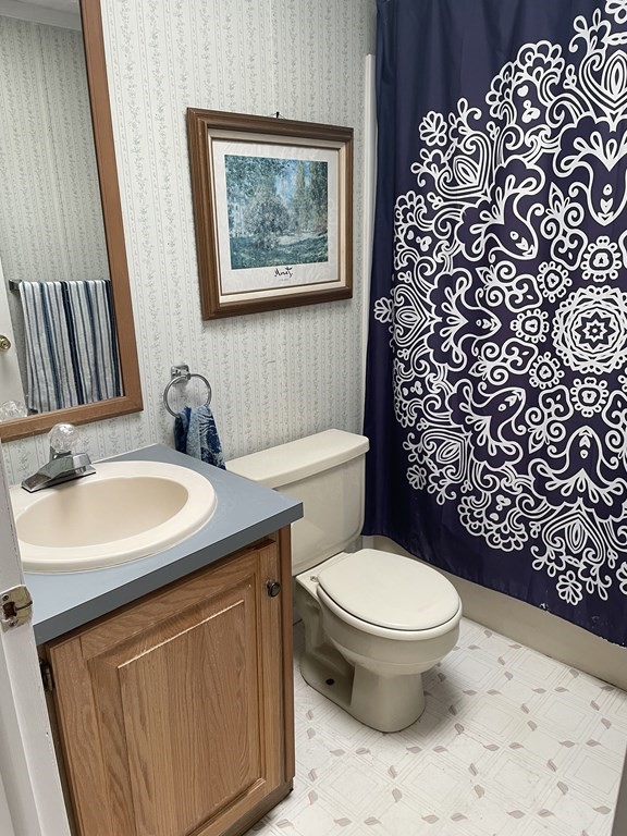 2 Juniper Circle Rockland, MA 02370 - Photo 9 of 27