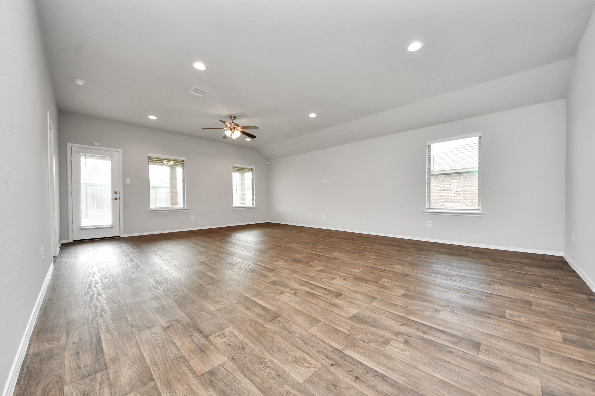 1715 Bear Spring Drive Rosenberg, TX 77469 - Photo 16 of 39 Gallery Image 16