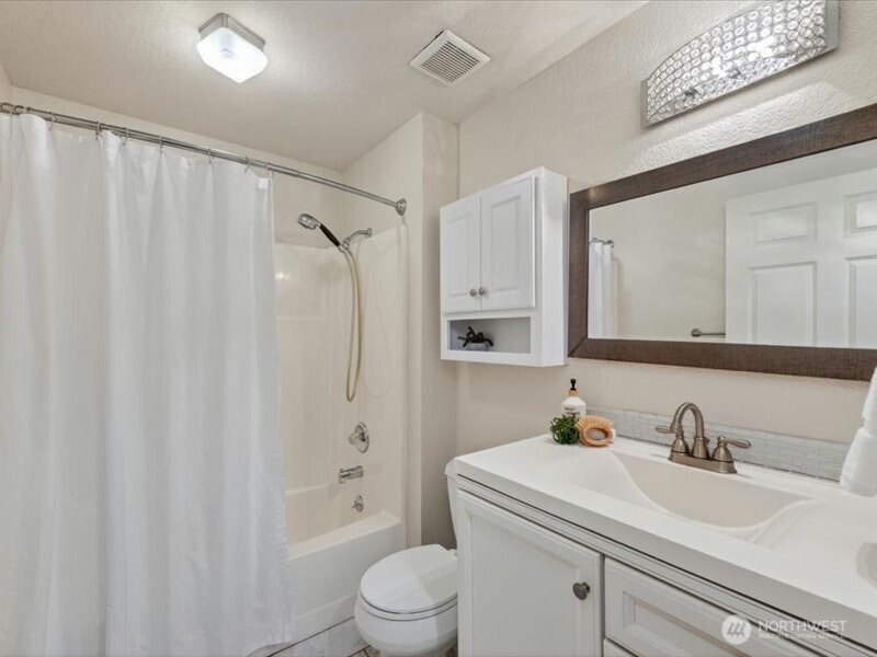 3738 Magrath Road Bellingham, WA 98226 - Photo 24 of 40 Gallery Image 24