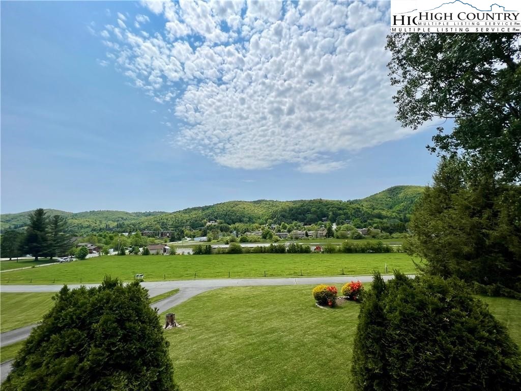 140 Hazel Street Boone, NC 28607 - Photo 2 of 23 Gallery Image 2