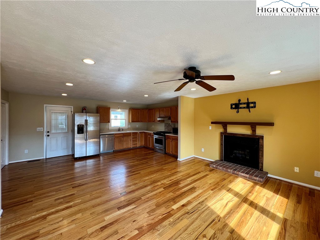 140 Hazel Street Boone, NC 28607 - Photo 8 of 23 Gallery Image 8
