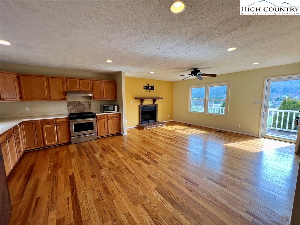 140 Hazel Street Boone, NC 28607 - Photo 9 of 23 Gallery Image 9