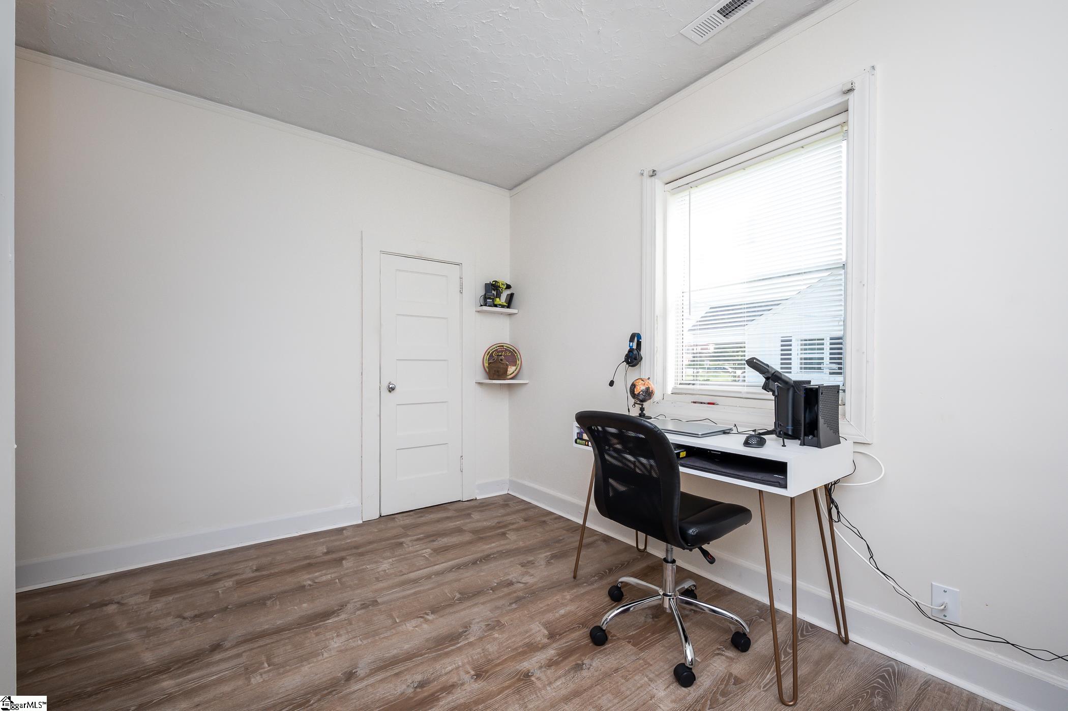 405 Elizabeth Street Clinton, SC 29325 - Photo 18 of 21