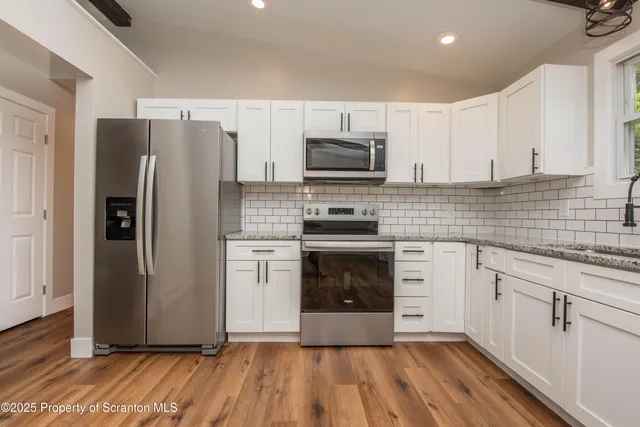 $349,900 | 197 Columbus Drive, Archbald, PA 18403