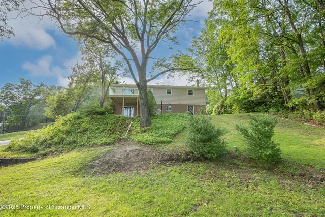 $349,900 | 197 Columbus Drive, Archbald, PA 18403