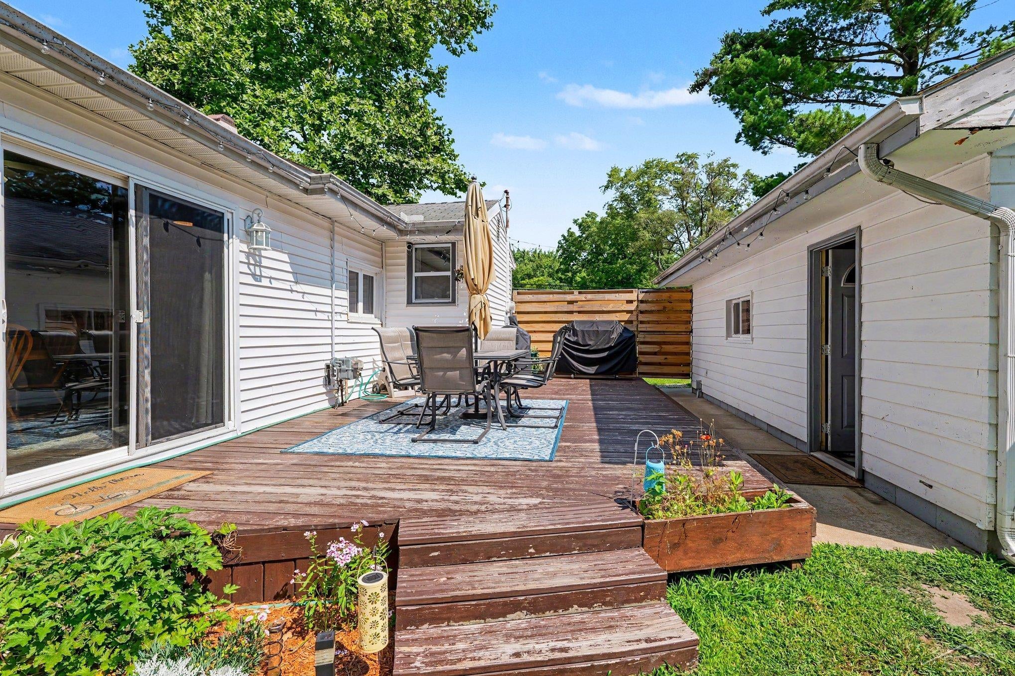 2554 East Ashby Road Midland, MI 48640 - Photo 22 of 27 Gallery Image 22