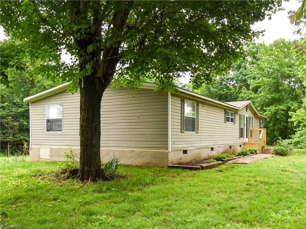 1985 Griffin Road Rural Hall, NC 27045 - Photo 3 of 33